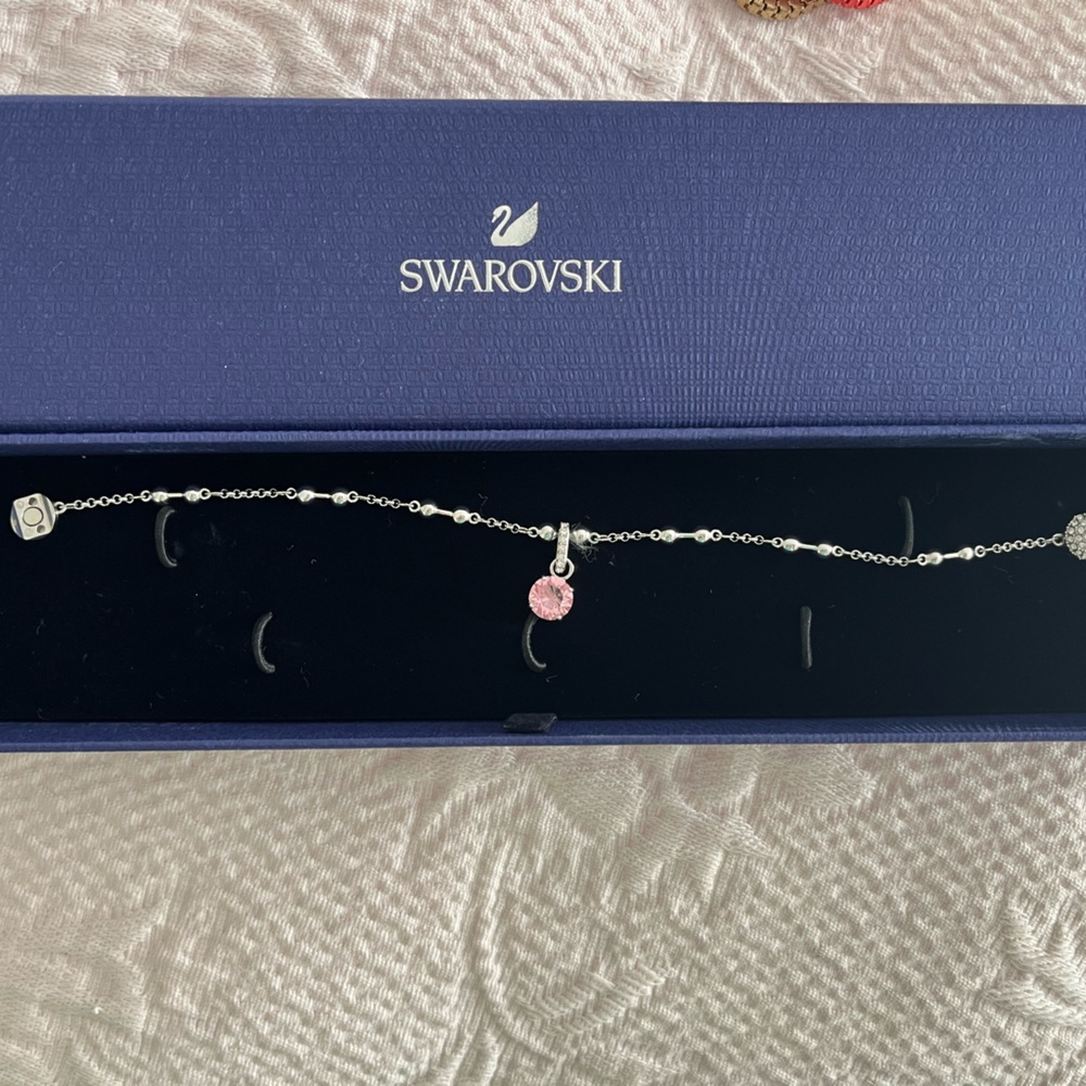 Swarovski bracelet with pink gem